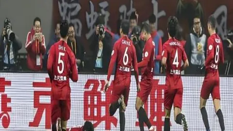 上海女排逆转天津队，全运资格赛展现战术革新与拼搏意志